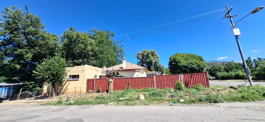 5 Bedroom Property for Sale in Ficksburg Free State